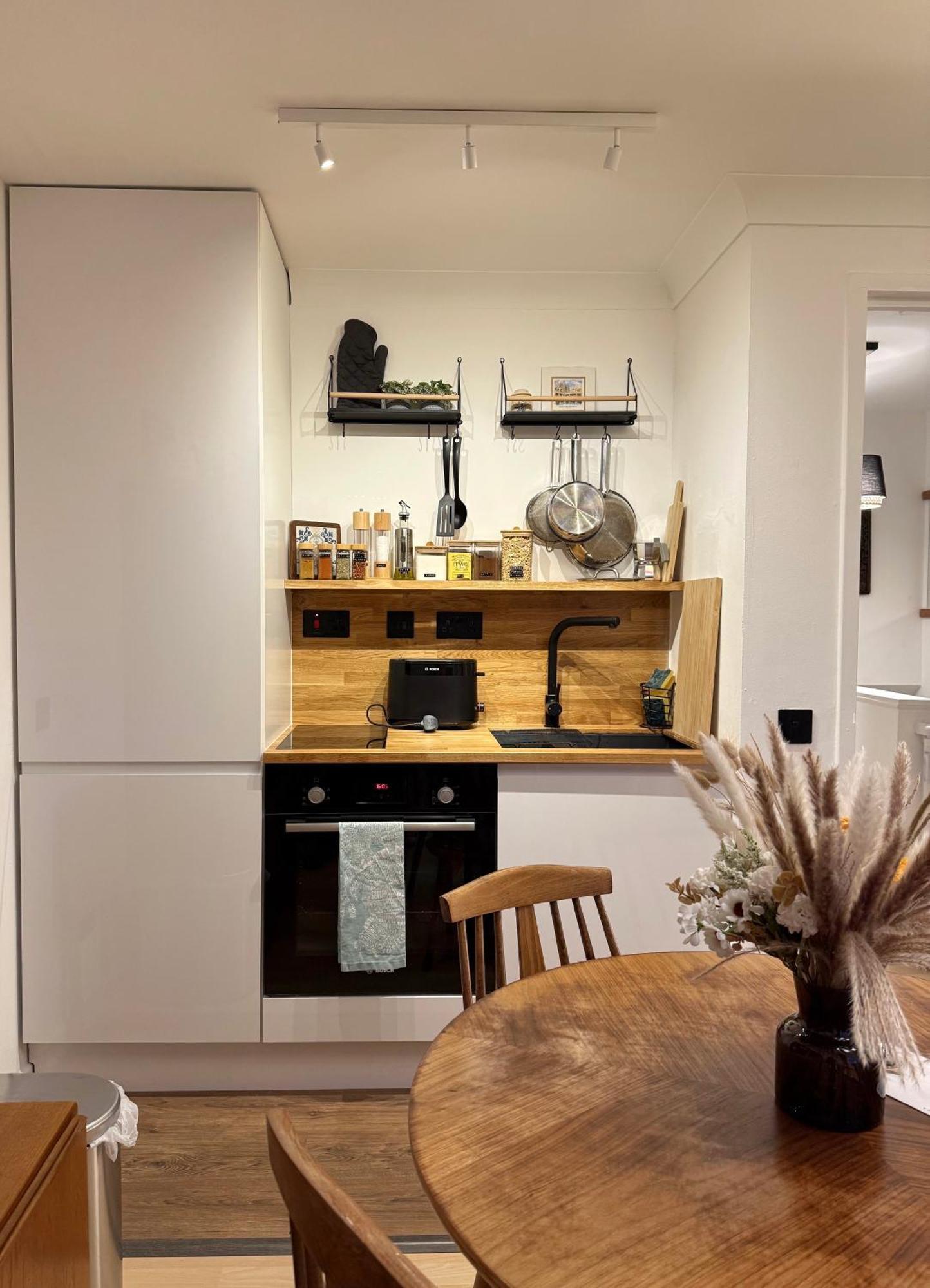 Canary Wharf Waterside Flat London